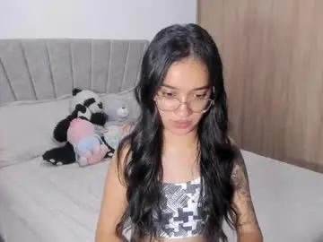 Sarah_stone15  live sex cam