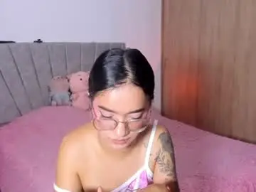 Sarah_stone15  live sex cam