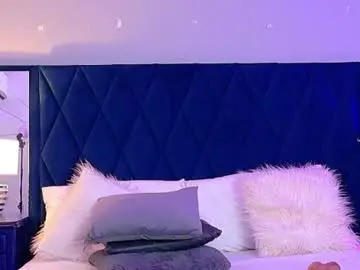 Violet_saunders  live sex cam