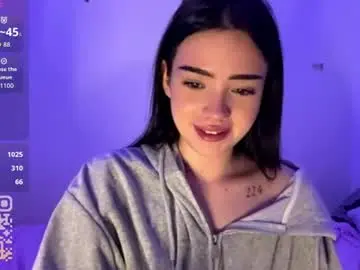 Becky546  live sex cam
