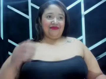 Busty_juicyy  live sex cam