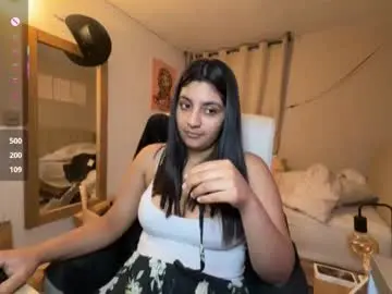 Cloe_small08  live sex cam