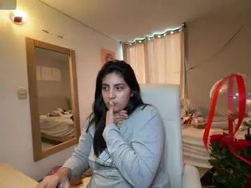 Cloe_small08  live sex cam