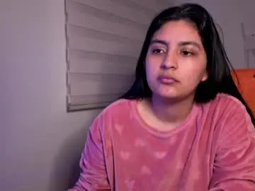 Cloe_small08  live sex cam