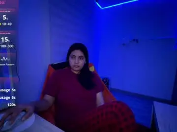 Cloe_small08  live sex cam