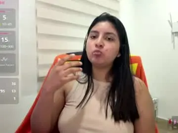 Cloe_small08  live sex cam