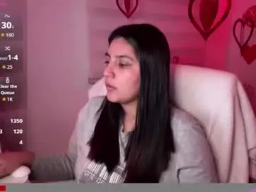 Cloe_small08  live sex cam