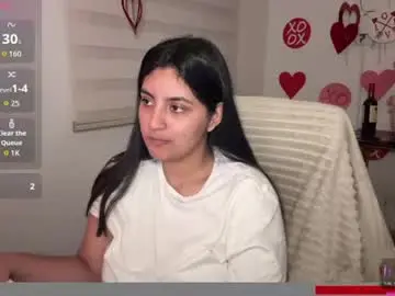Cloe_small08  live sex cam