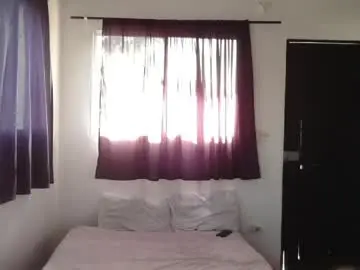 Dark_enchantress_  live sex cam