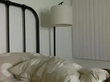 Ddmolly  live sex cam