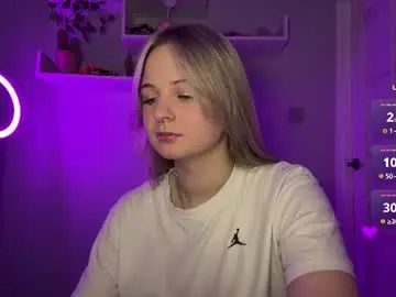 Ellarns  live sex cam