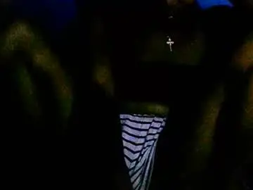 Enna25  live sex cam