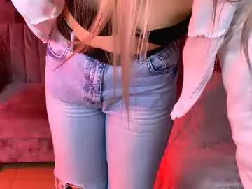 Hyileyclark  live sex cam