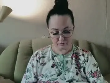 Infinity_loveliness  live sex cam