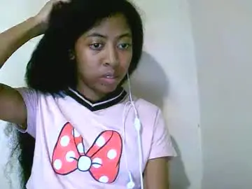 Joliekah27  live sex cam