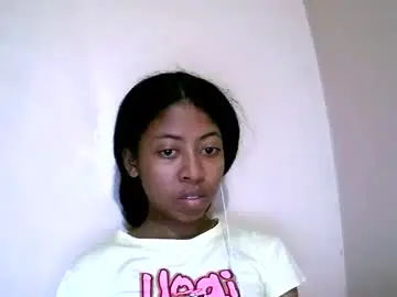 Joliekah27  live sex cam