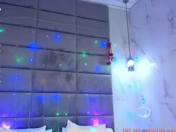 Kellyy_bern  live sex cam