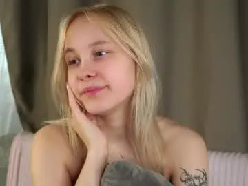 Naomibry  live sex cam