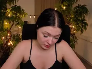 Phyllisheart  live sex cam