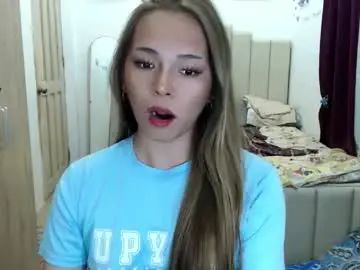 Queen_heart0  live sex cam