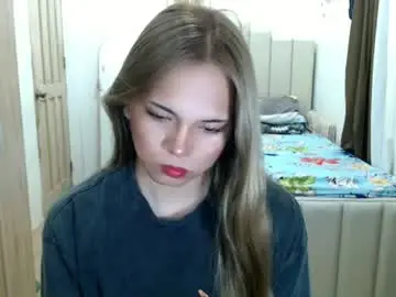 Queen_heart0  live sex cam