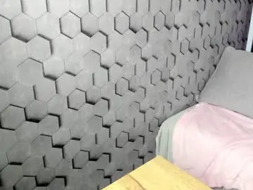 Qwoopa  live sex cam