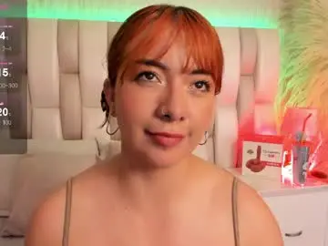 Ari_lynn_  live sex cam