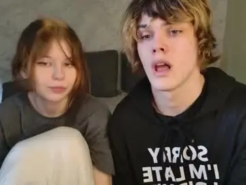 Bonnie_and_c1yde  live sex cam