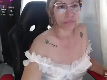 Chayla_ruiz  live sex cam