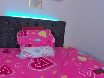 Crystal_rosse2  live sex cam