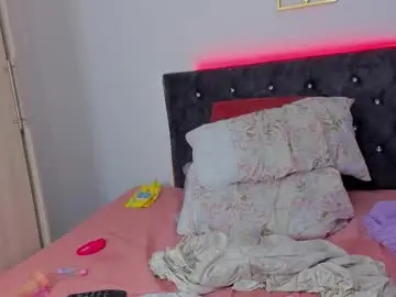 Crystal_rosse2  live sex cam