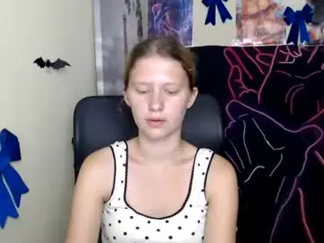 Crystalgirl__  live sex cam