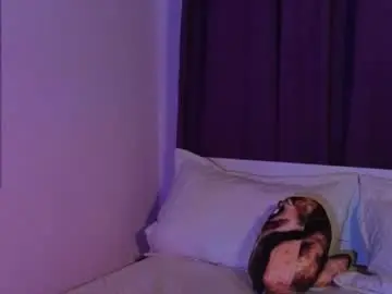 Elisbates  live sex cam