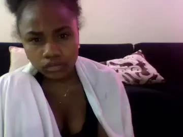 Evah14  live sex cam