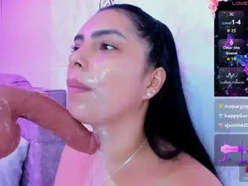 Evelinn_belen  live sex cam
