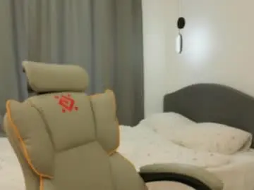 Ginnyclub  live sex cam
