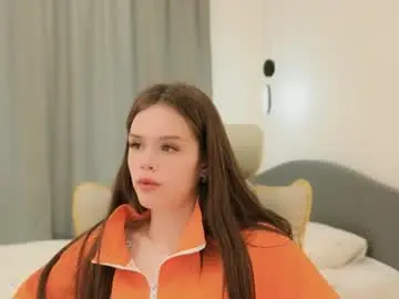 Ginnyclub  live sex cam