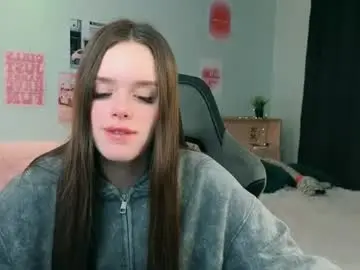 Ginnyclub  live sex cam