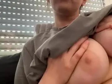 Katesunshine69  live sex cam