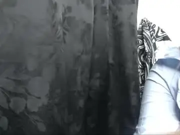 Leyday24210  live sex cam