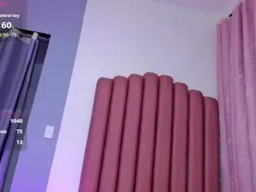 Little_star_23  live sex cam