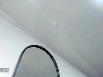 Littleabbie  live sex cam