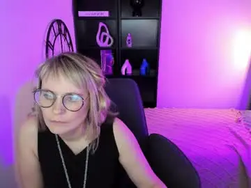 Missy_mills  live sex cam