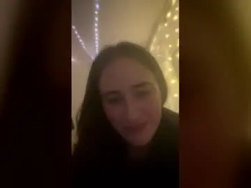 Moonhigl  live sex cam