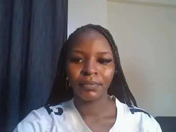 Prettie_dee  live sex cam