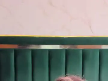 Rosa1ia  live sex cam