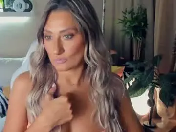 Sarahholly  live sex cam