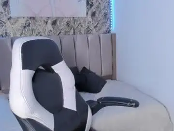 Taniaglam  live sex cam