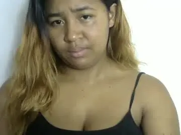 Tsioryh7  live sex cam