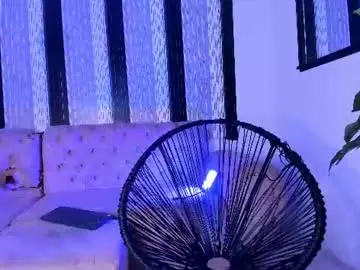 Akira_shaunk  live sex cam